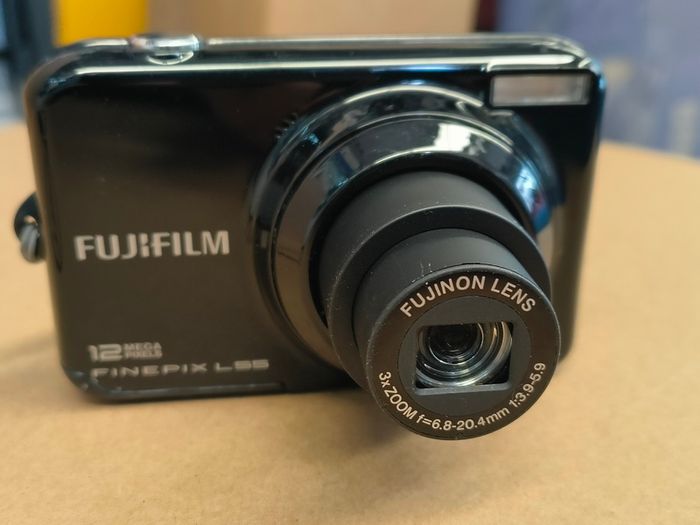 Fujifilm FinePix L55 Digital Camera - Black (12MP, 3x Optical Zoom) 2.4 inch LCD Screen
