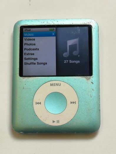 Apple iPod Nano 3rd Gen A1236 8GB/ Used
