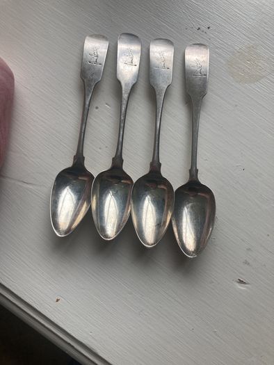 4 excellent condition Irish silver teaspoons 5 and 1/4 inches long weighing 65 grams. Made by Joseph Henzell in 1807 in Dublin.