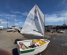Optimist dingy