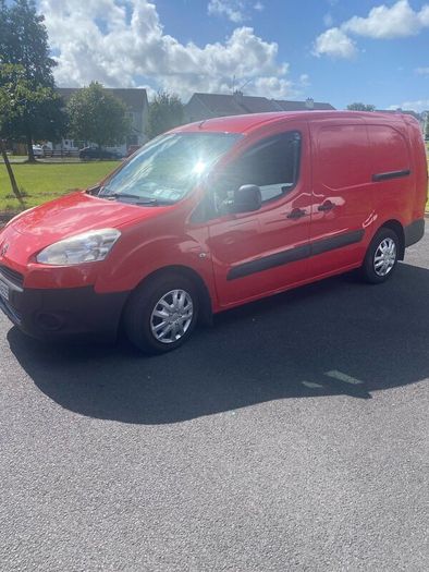 Peugeot van