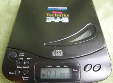 Vintage 1991 Technics SL-XP700 Portable CD Player Japan Made - Working