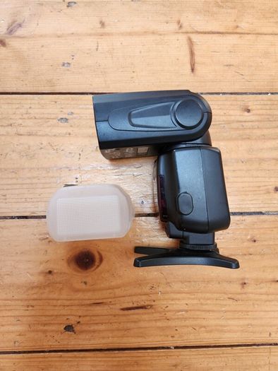 NW 561 NEEWER Camera Flash speedlight