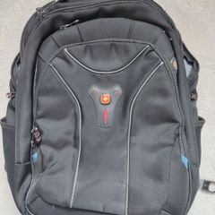 WENGER Carbon 17" Laptop Backpack - Black
