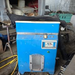 Automatic calf/lamb feeder