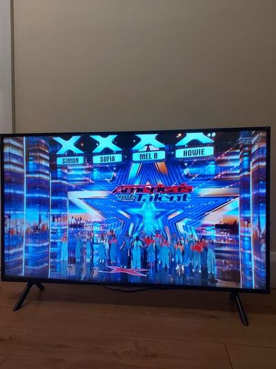 Samsung 43" 4K smart TV