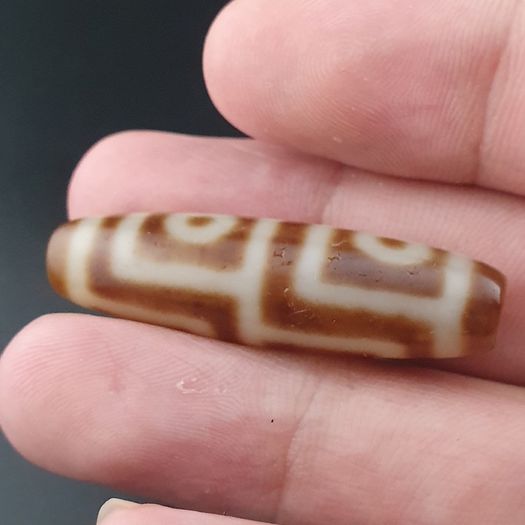 Antique 4 Eyes Himalayan Tibetan Agate Dzi Bead Amulet
