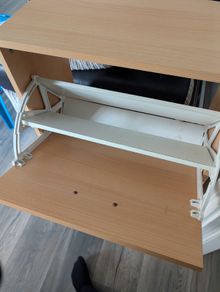 Shoe cabinet
