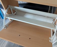 Shoe cabinet