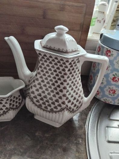 A Vintage Adams.tea Pot. Coffee Pot And Milk Jug