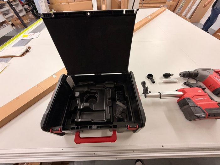 Milwaukee sds m18