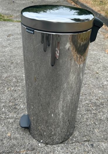 Brabantia 30L Bins - Brilliant Steel - Very Good Condition