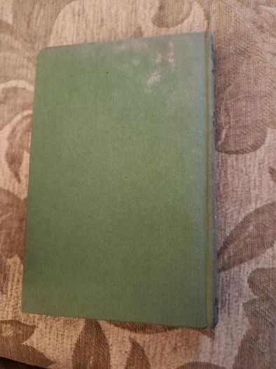 Stage Lighting For Amatures. By Peter Goffin. Illustrated By The Author. 1955 Edition Hardback In Good Condition. See Photos For Same.