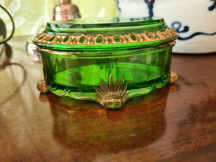 Antique emerald glass trinket box
