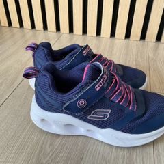 Girls size 10 S Light Sketchers