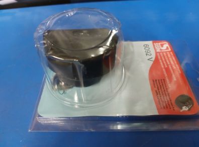 Locking petrol cap