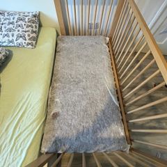 child's cot