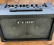 Roland Street Cube (Black)