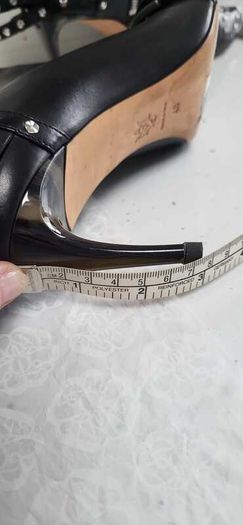 Alexander McQueen Black Studded Wing Ankle Boots Sz 40 (Fit 7UK)  - Rrp 795 (New)