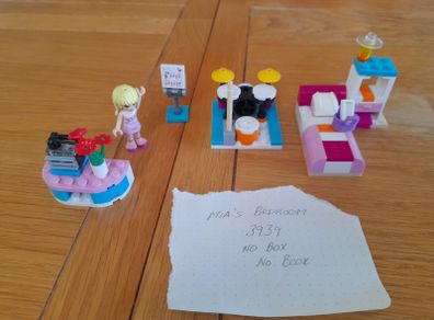 Lego Friends 3939 'Mia's Bedroom'