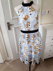 Chi chi London dress