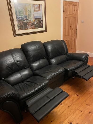 leather suite of furniture set (1 sofa, 2 armchairs)