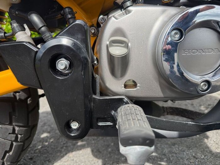 Honda Monkey 125 - Banana Yellow