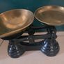 kitchen weighing scales cast iron Image 2