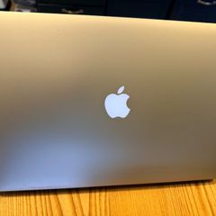 MacBook Pro 15"