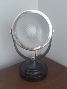 Vintage style spot lamp