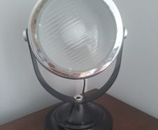 Vintage style spot lamp