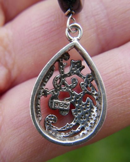 Vintage Sterling Silver 925 Bold, dramatic , silver, onyx, jasper necklace "NIGHT FIRE" 11,2g L-11"