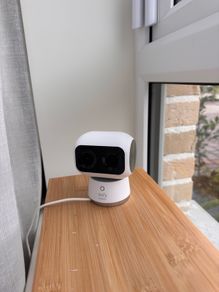 Eufy indoor camera S350