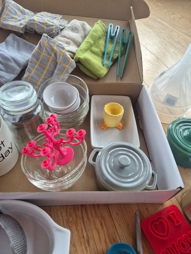 Kitchen items - bowls, serve ware, household etc.
