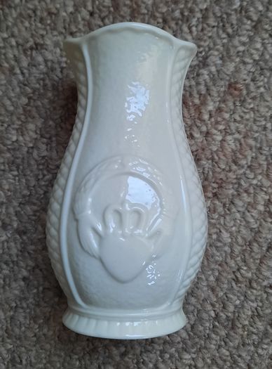 Belleck Fine China Vase