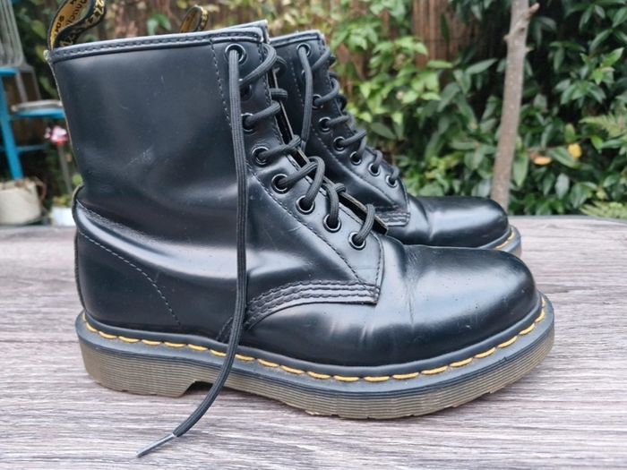 doc martens size 4