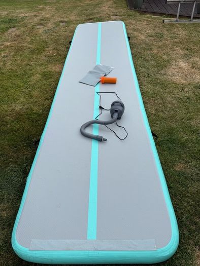Air track mat