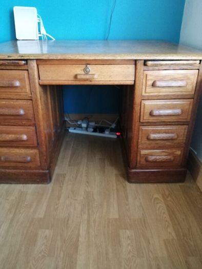 desk
