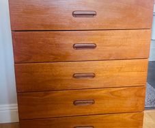 Vintage 1960s teak tallboy chest of 5 drawers/ mid-century