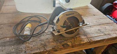 makita skillsaw