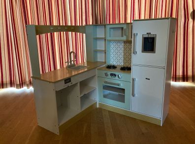 Toy Kitchen