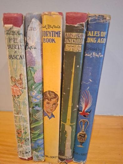 Enid Blyton Dean edition with dustjackets