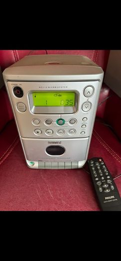 Phillips CD/MP3/ Cassette/ Radio Player