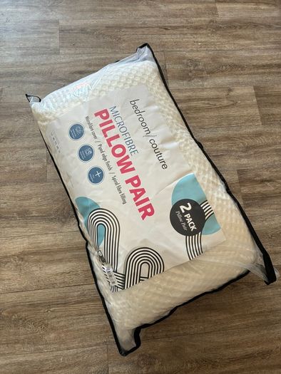 2 Microfibre Pillows