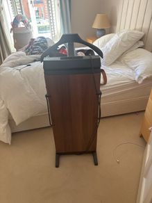 suit press