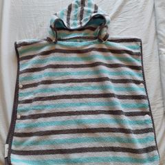 ALDI (Kirkton House) Hooded Towel