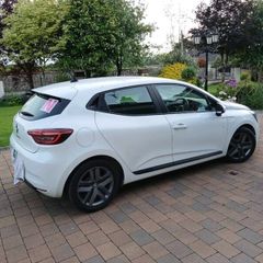 Renault  Clio.  1.0 L