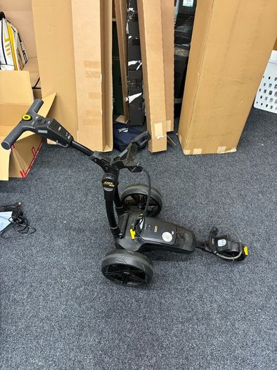 Powakaddy FX1 Electric Golf Trolley
