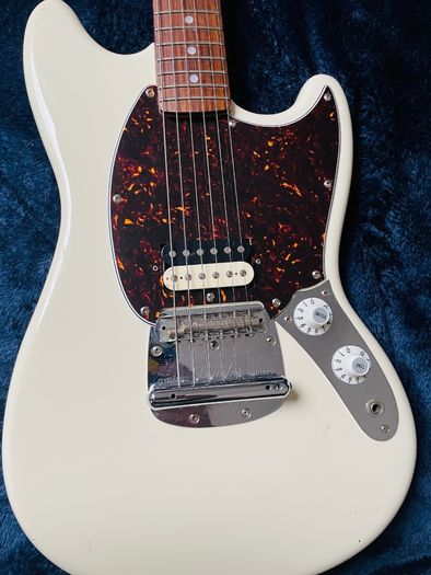 2005 Fender Mustang - Japanese