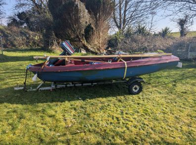 14th dinghy (Skipper) with 4HP engine